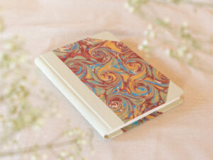 brązowy notes w linie